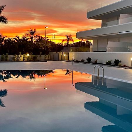 Modern New Apartment Las Terrazas De Costa Adeje. Heated Pool, Big Terrace And Private Parking Exterior photo